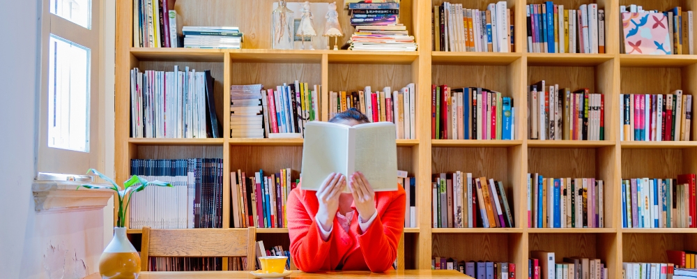 Los 6 libros más vendidos 2025. Libros crecimiento personal, libros desarrollo personal, libros inteligencia emocional, libros bienestar, libros desarrollo profesional, libros liderazgo, libros motivación, libros motivadores, libros productividad, libros gestión habilidades, descubre tus fortalezas, inteligencia emocional